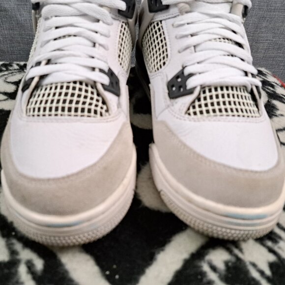 Size 6.5Y Nike Air Jordan 4 Retro Mid Military Black - Picture 4 of 16